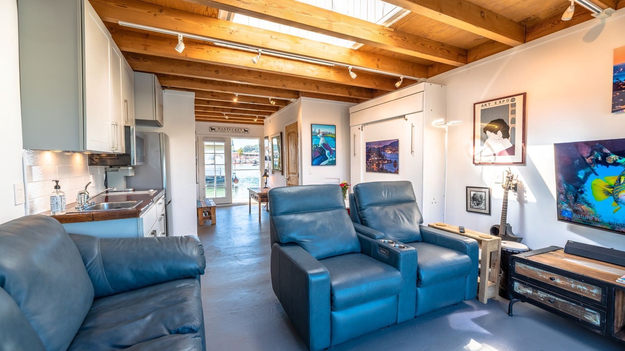 Photo of Livingroom in San Rafael