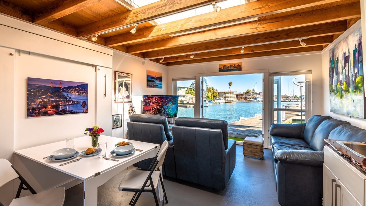 Photo of Livingroom in San Rafael