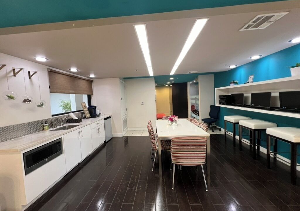 Photo of Kitchen in Encino