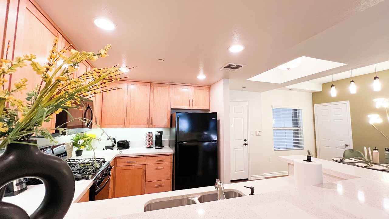 Photo of Kitchen in Encino