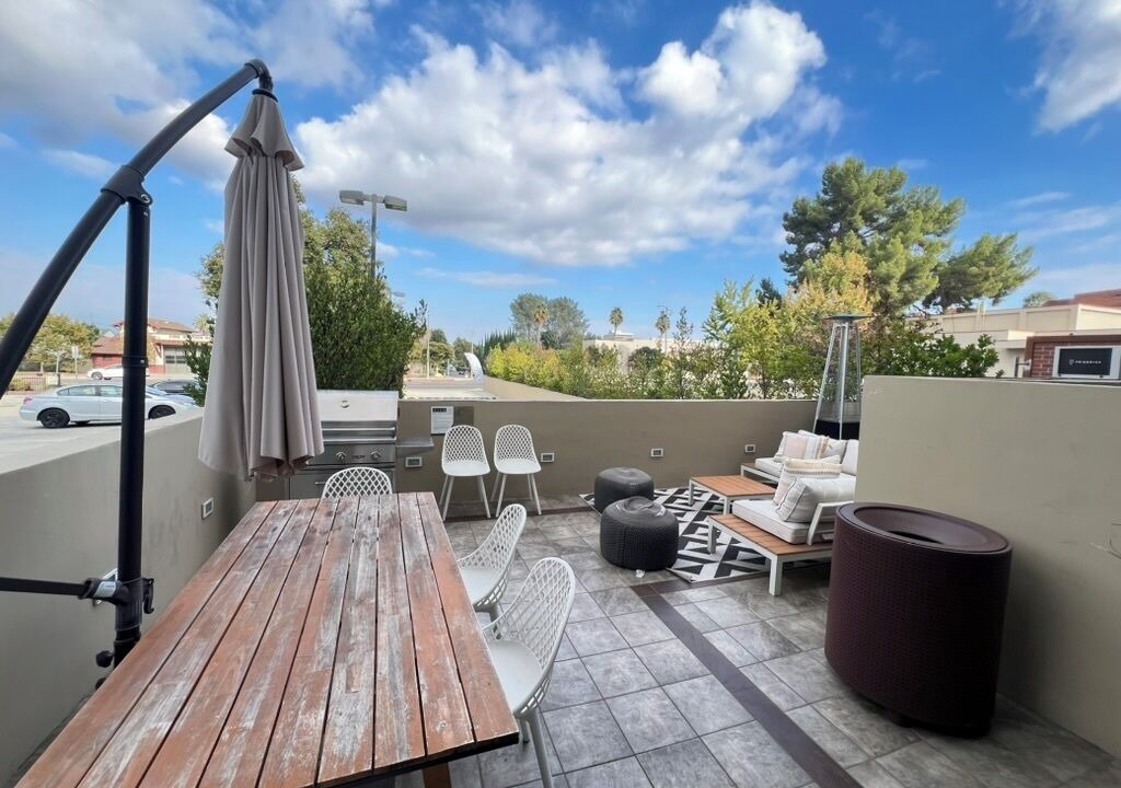 Photo of Outdoor in Encino