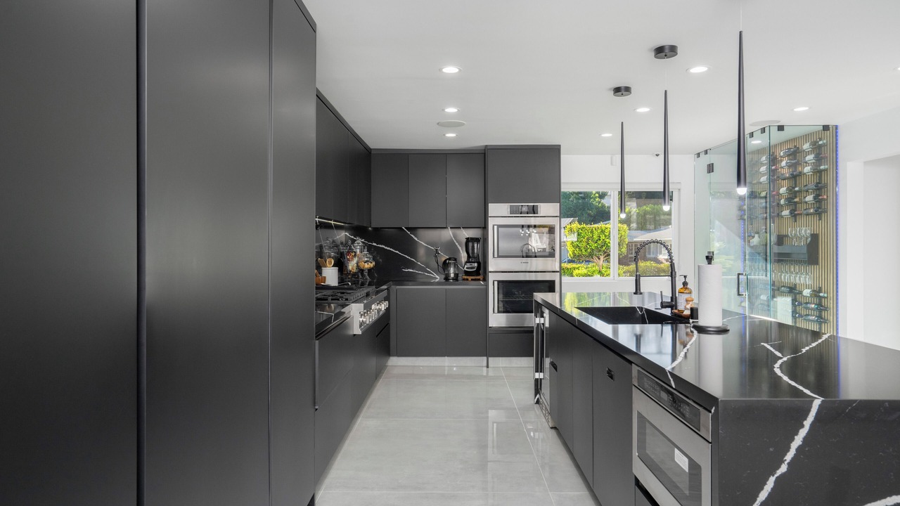 Photo of Kitchen in Woodland Hills