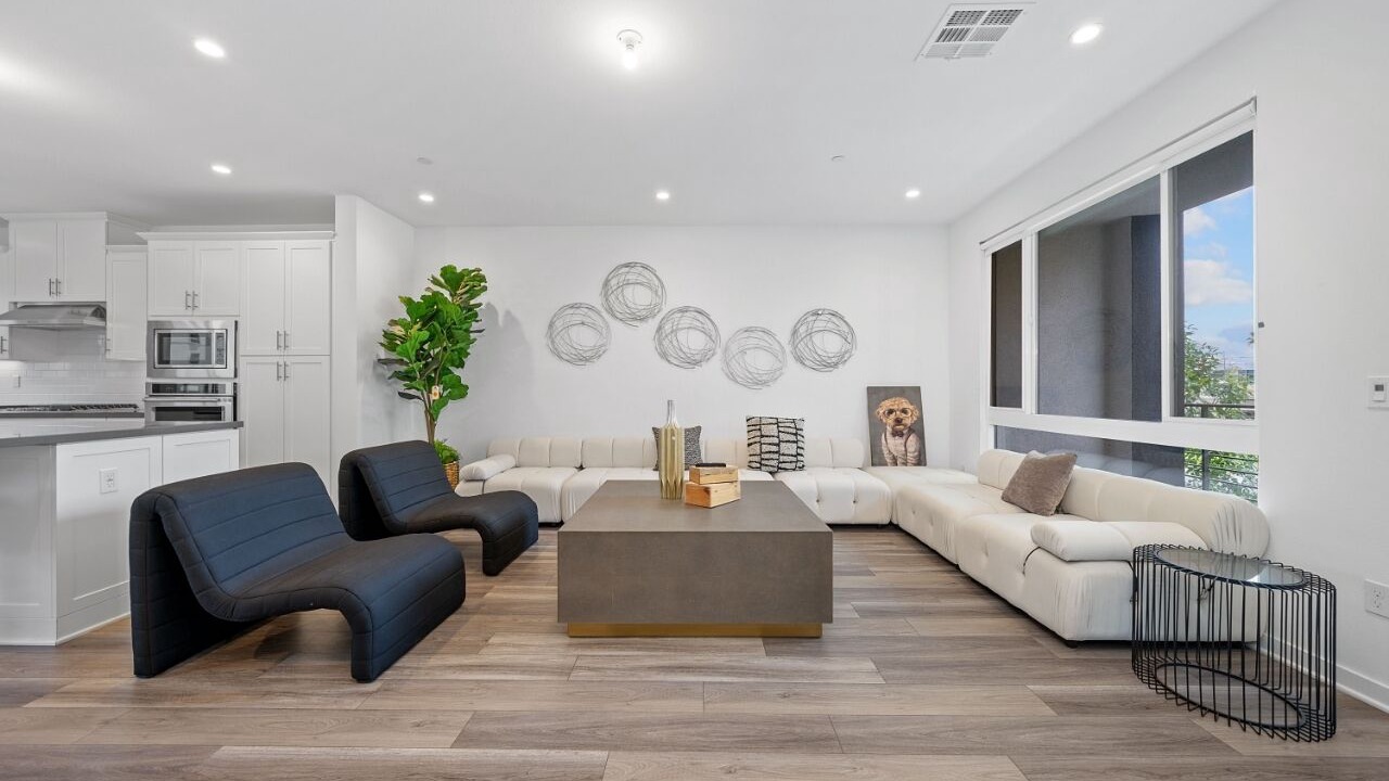 Photo of Livingroom in Santa Ana