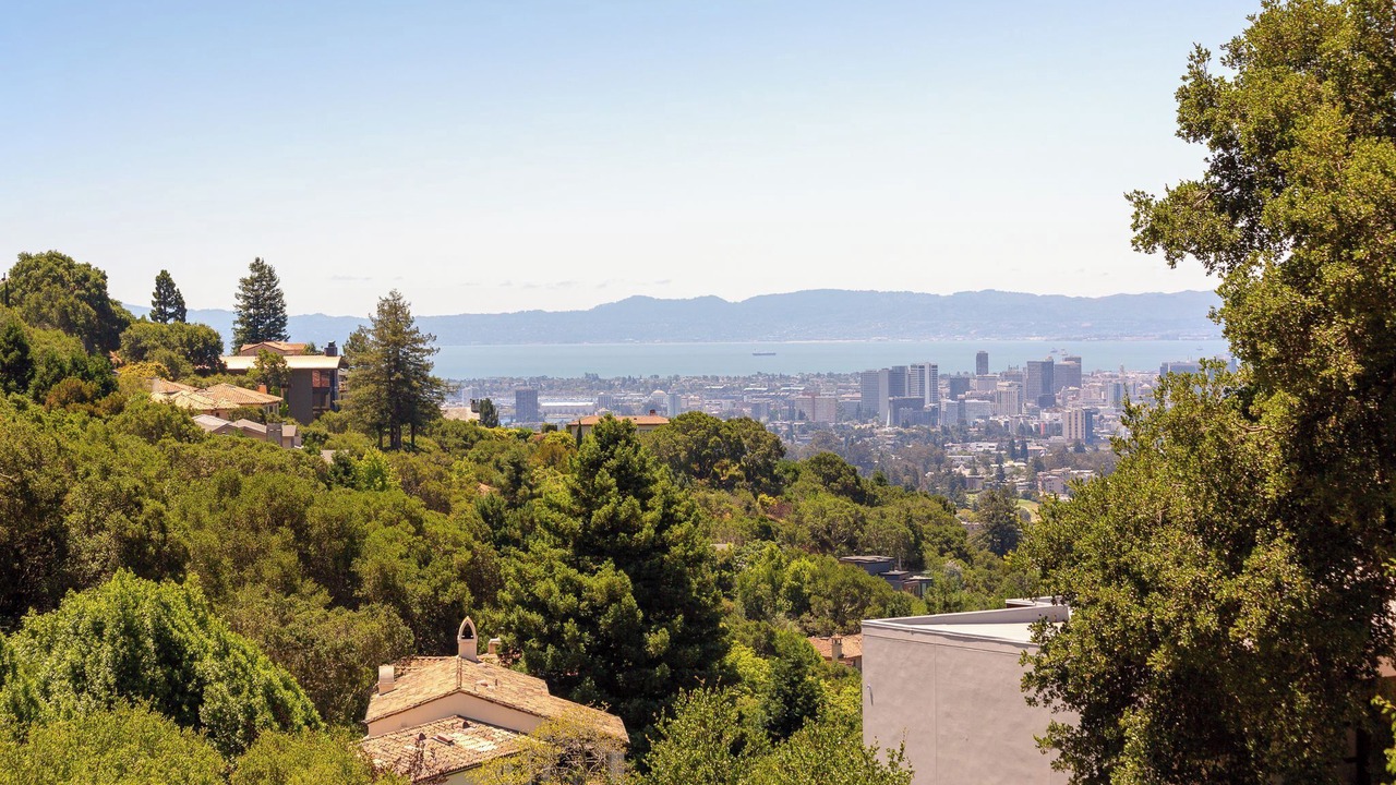 Photo of Outdoor in Claremont Hills