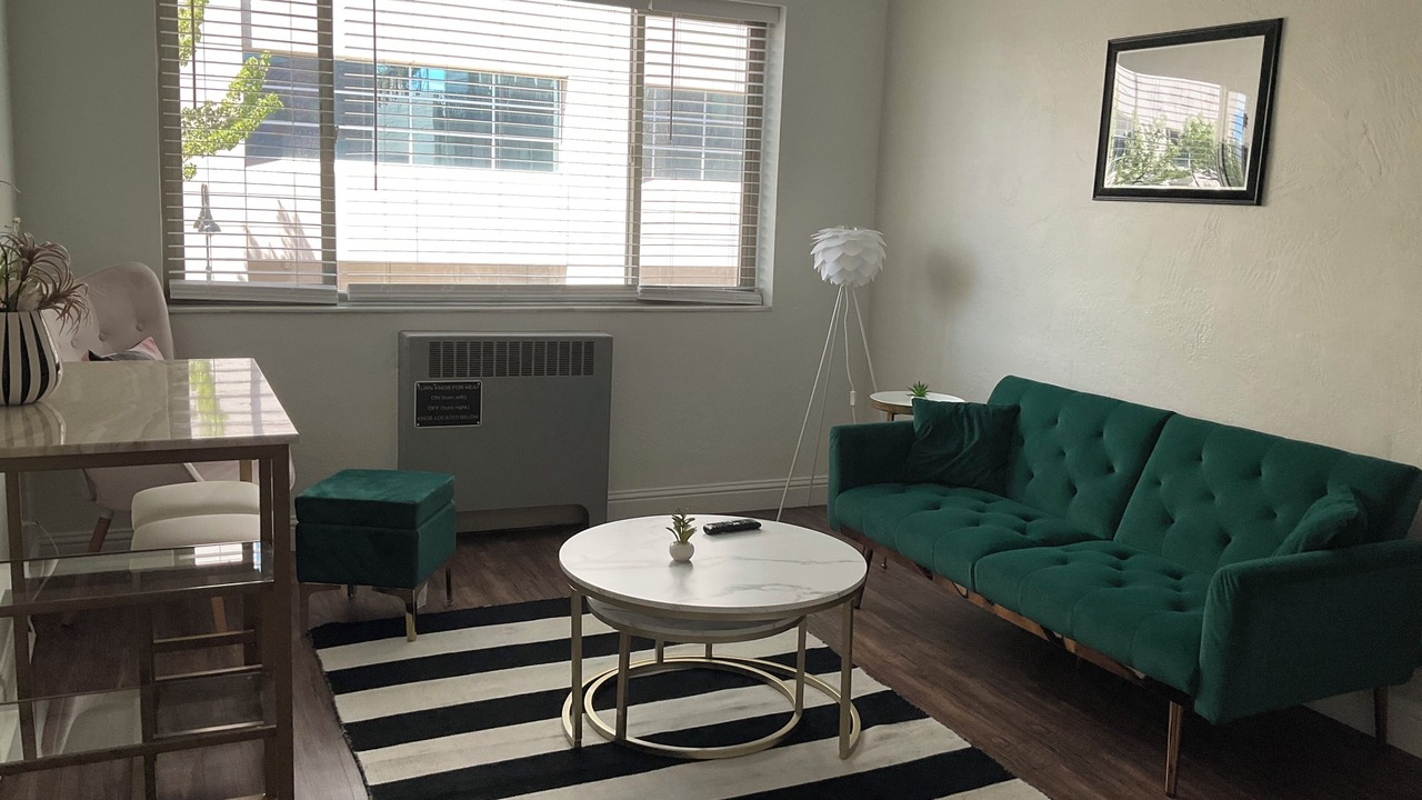Photo of Livingroom in Midtown