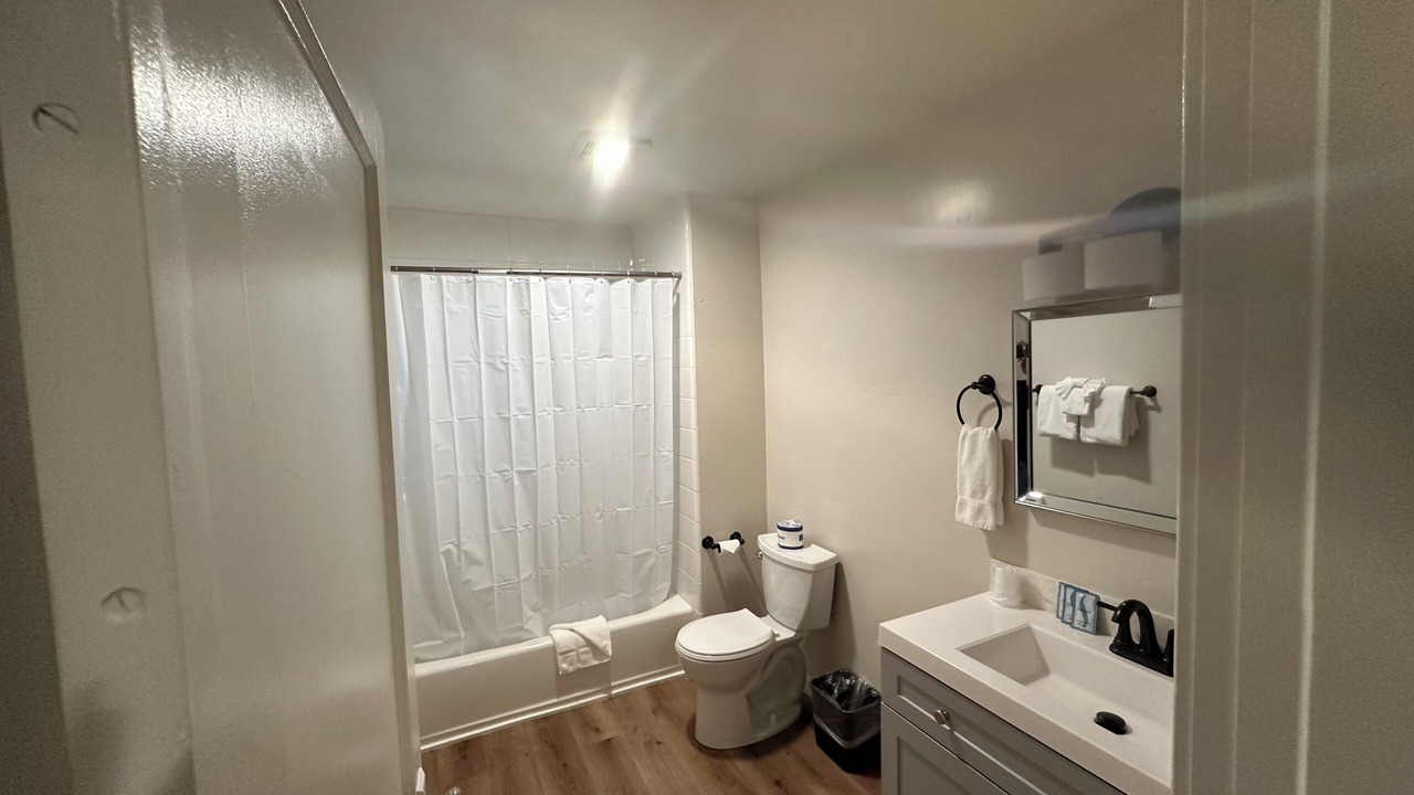 Photo of Bathroom in Lee Vining