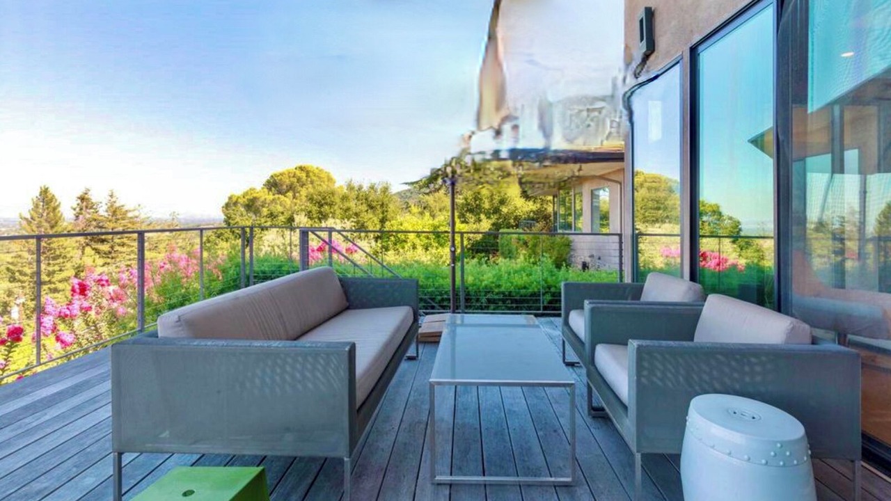 Photo of Patio Balcony in Los Altos Hills