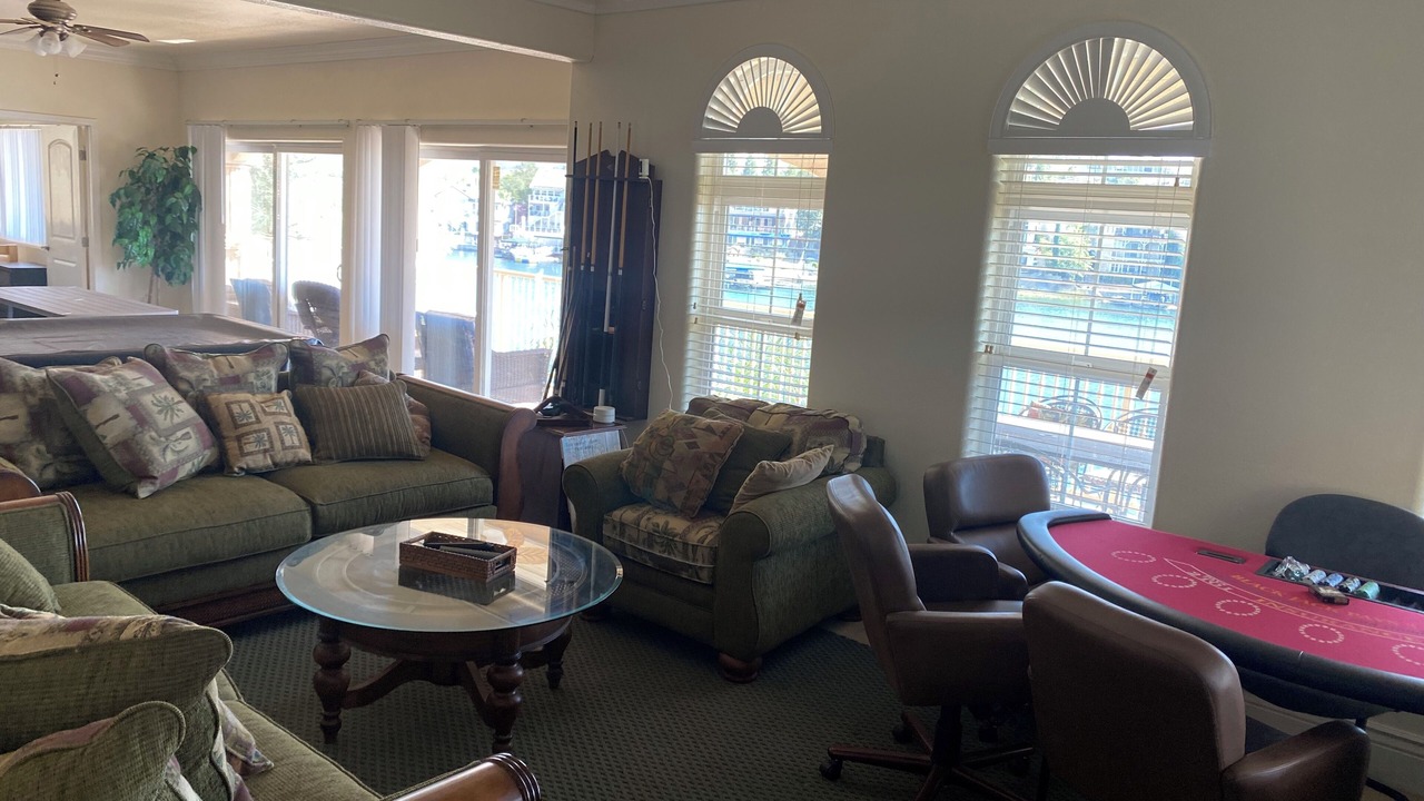 Photo of Livingroom in Copperopolis
