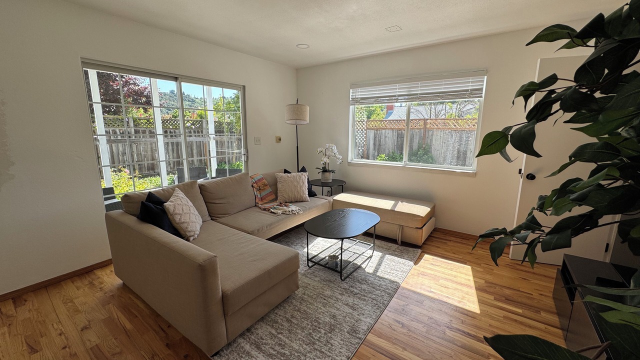 Photo of Livingroom in South San Jose