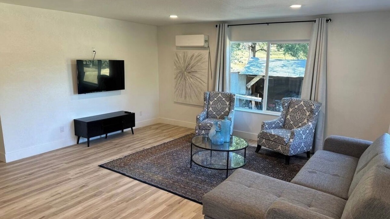 Photo of Livingroom in Birds Landing