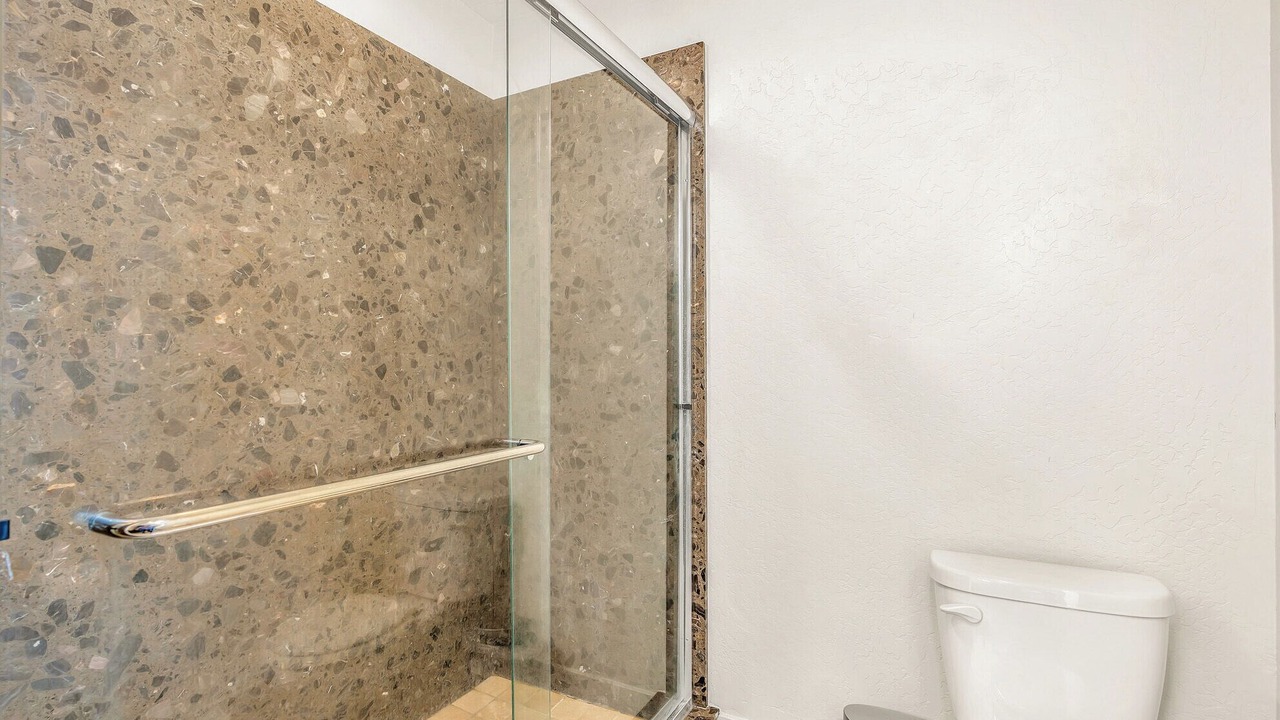Photo of Bathroom in Chowchilla