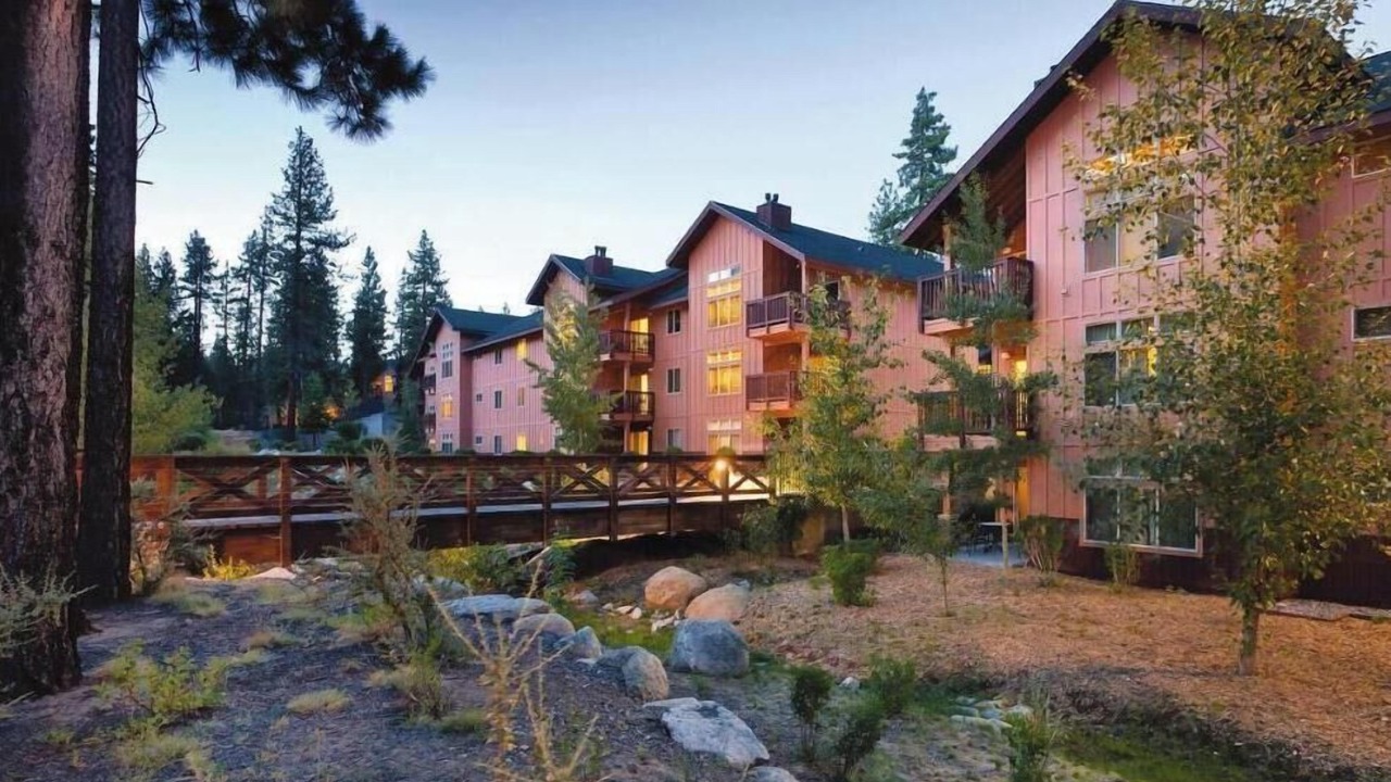 Photo of Outdoor in Round Hill Village