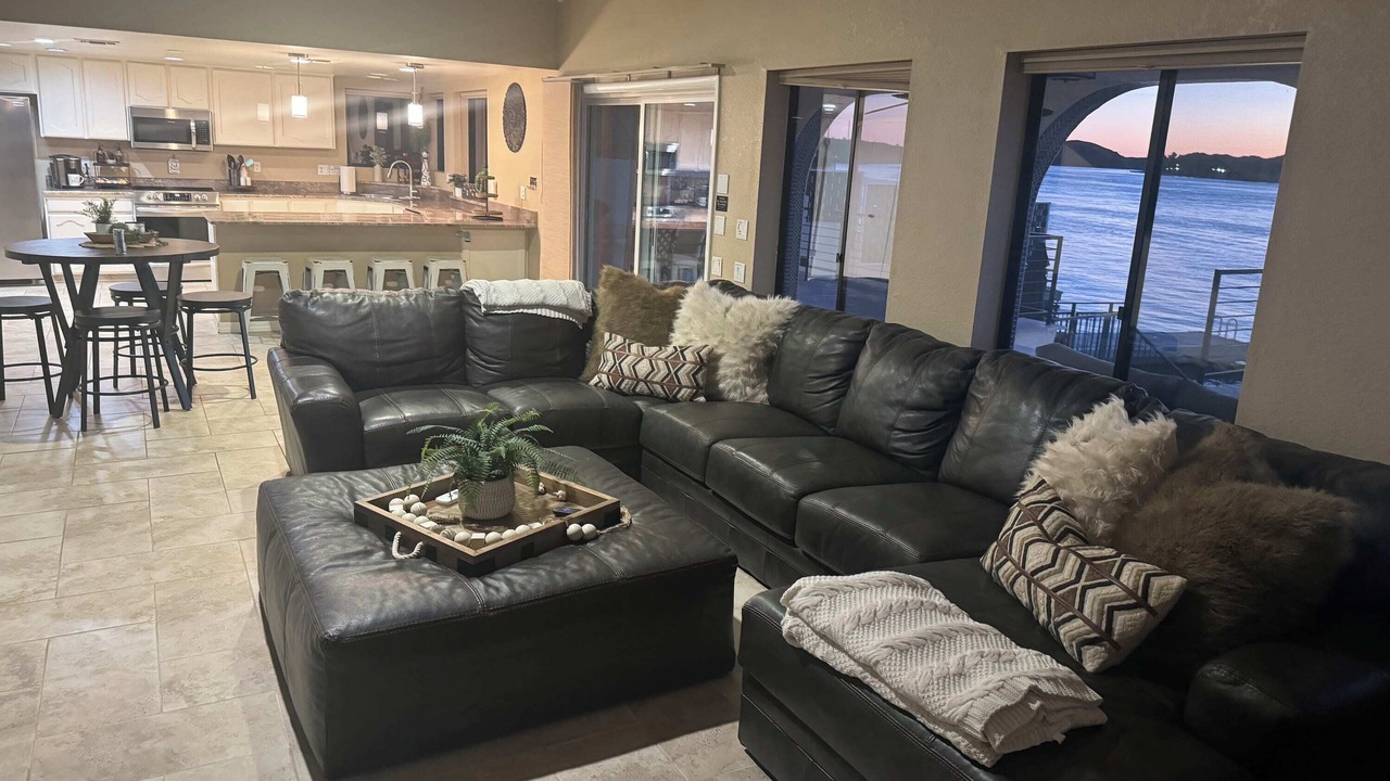 Photo of Livingroom in Cienega Springs
