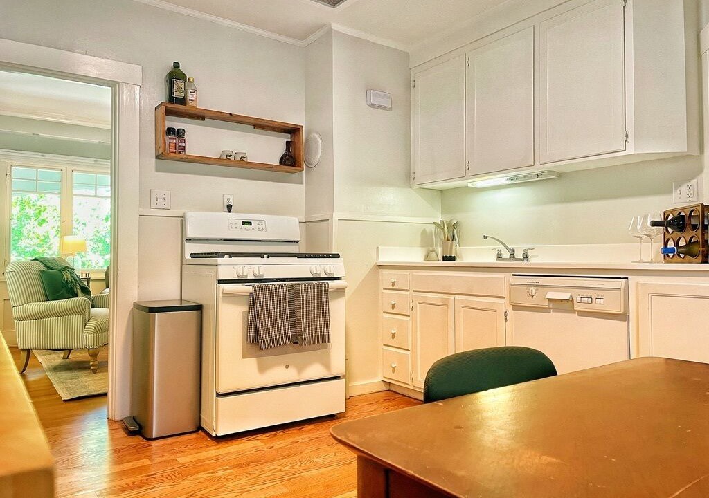 Photo of Kitchen in San Mateo Park