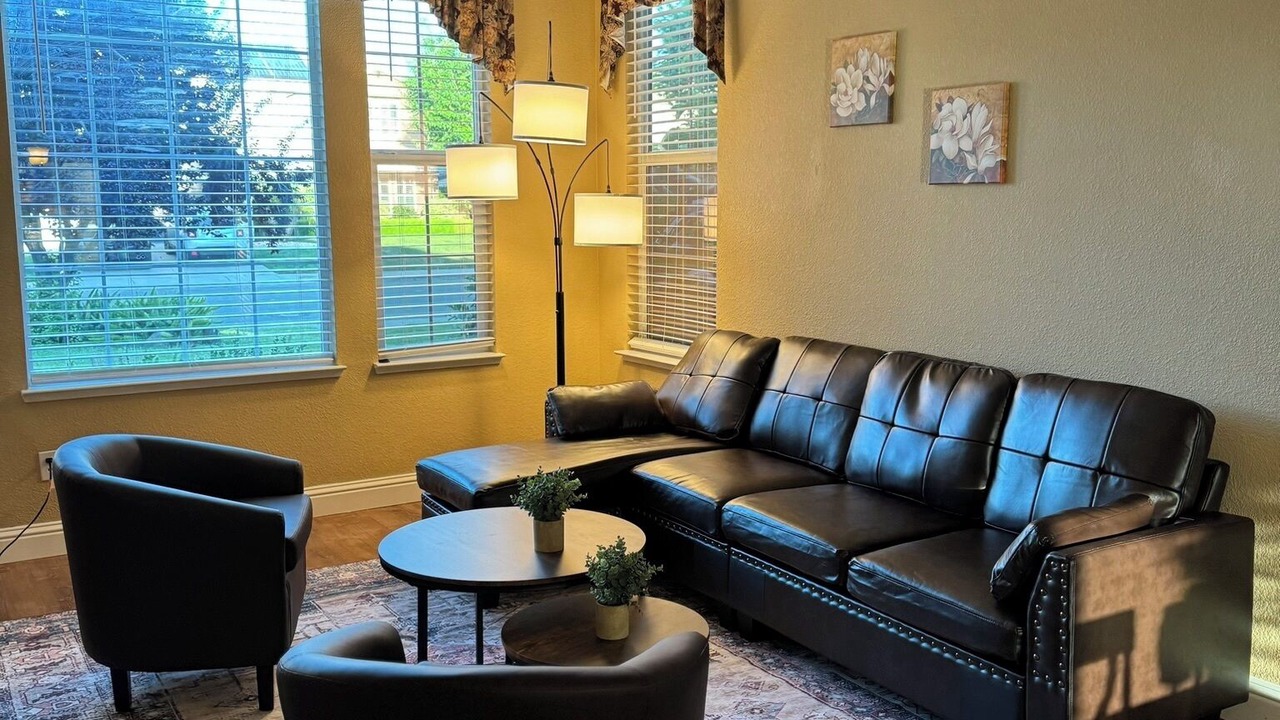Photo of Livingroom in Tracy