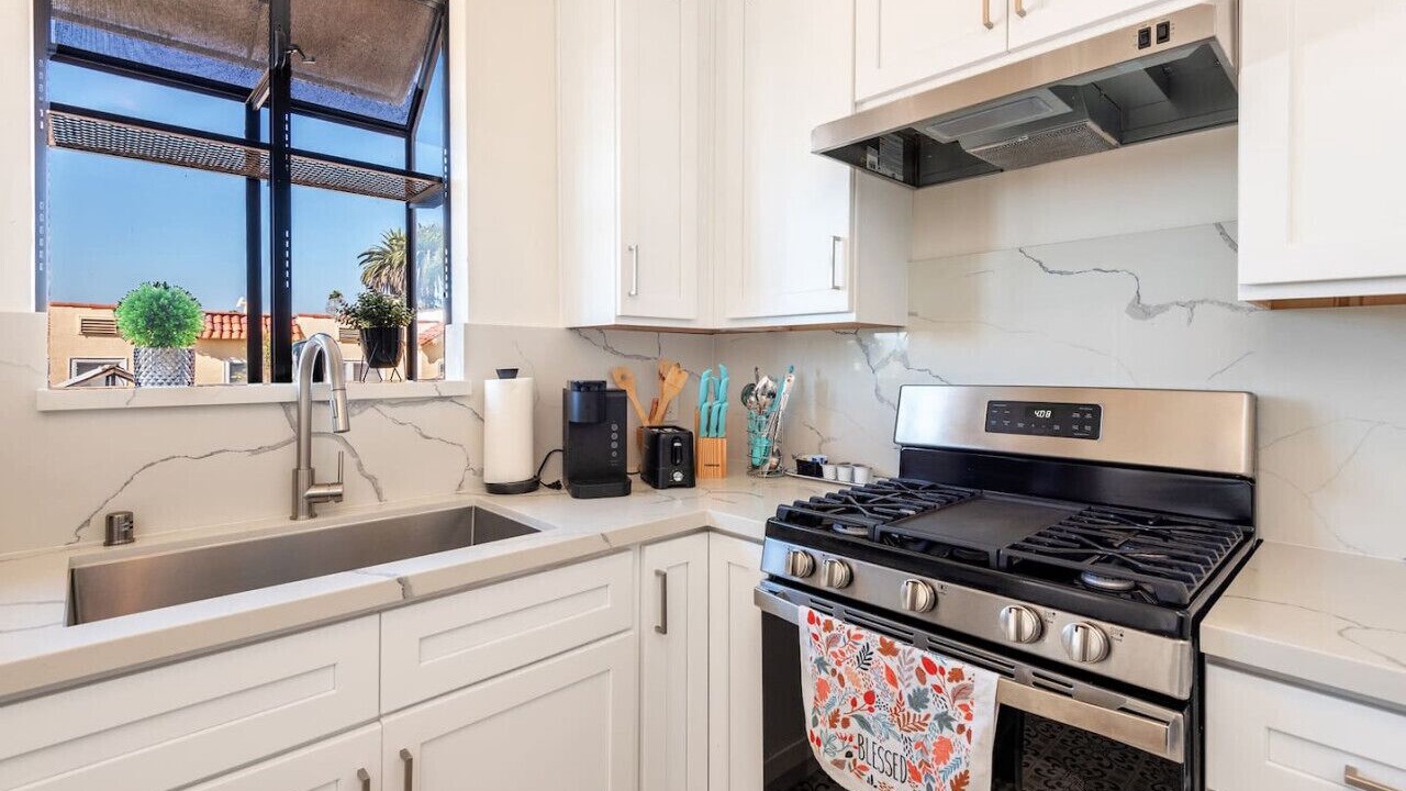 Photo of Kitchen in Carthay Circle