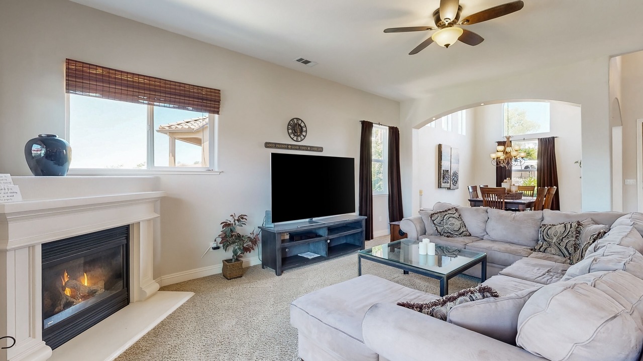 Photo of Livingroom in Copperopolis