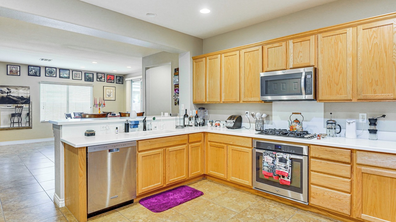 Photo of Kitchen in Silverstone Ranch