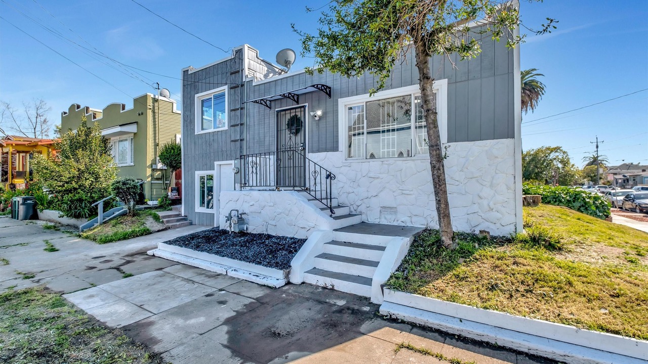 Photo of Outdoor in Oakland