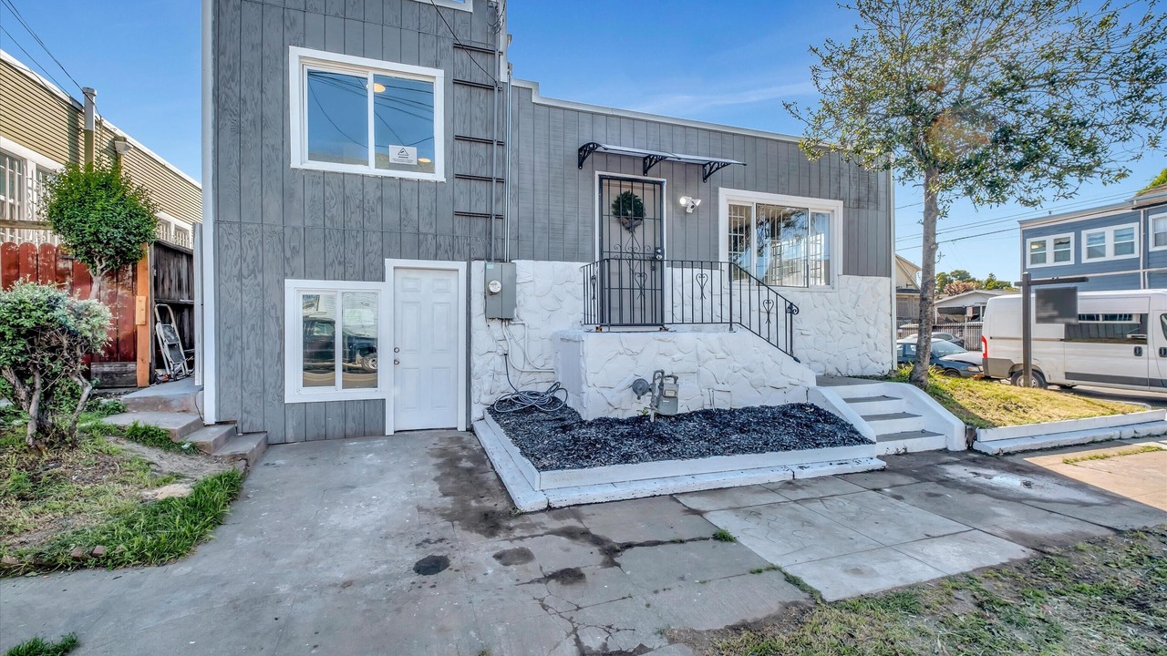 Photo of Outdoor in Oakland