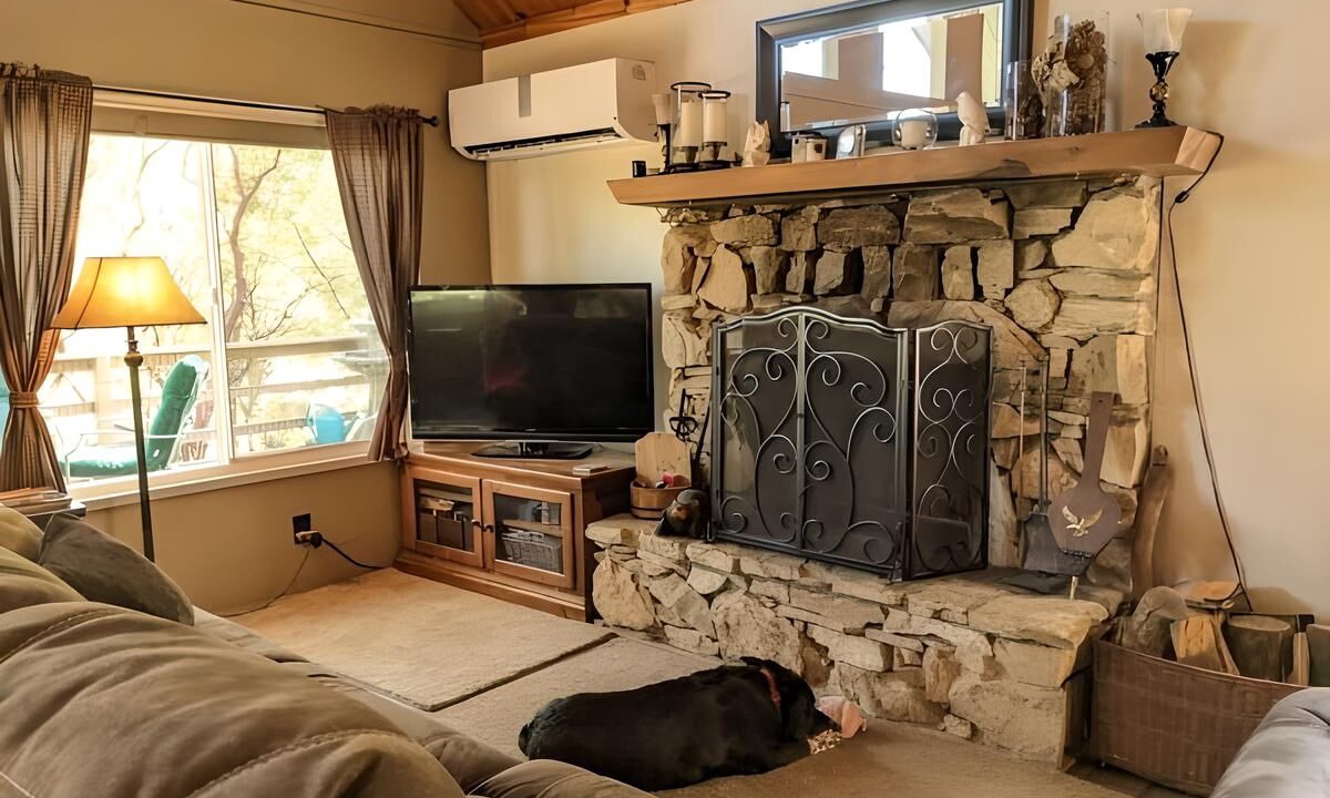 Photo of Livingroom in Wishon
