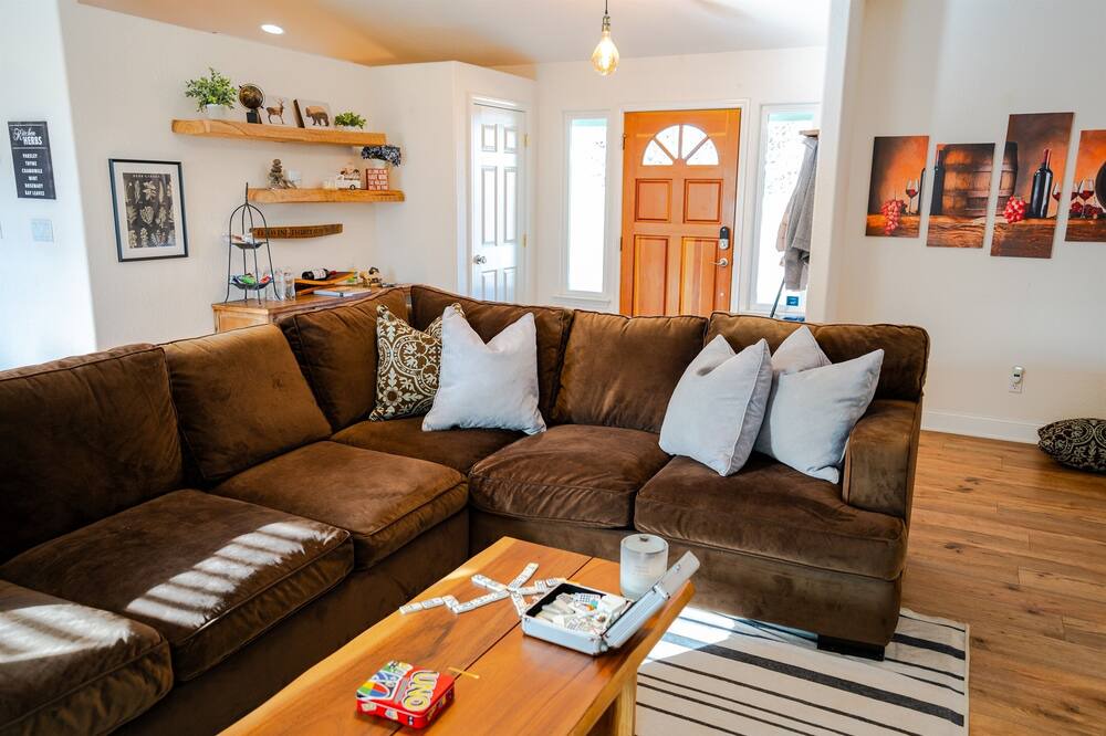 Photo of Livingroom in Paso Robles