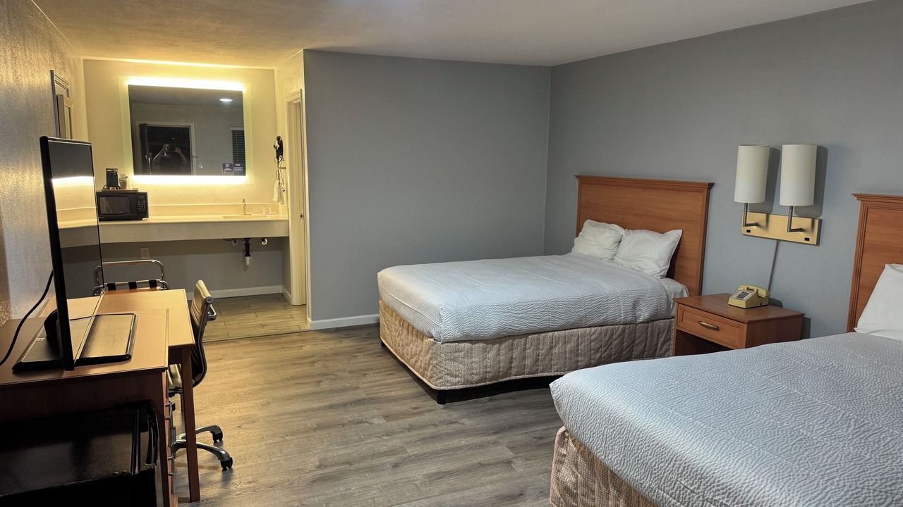 Photo of Bedroom in Merced