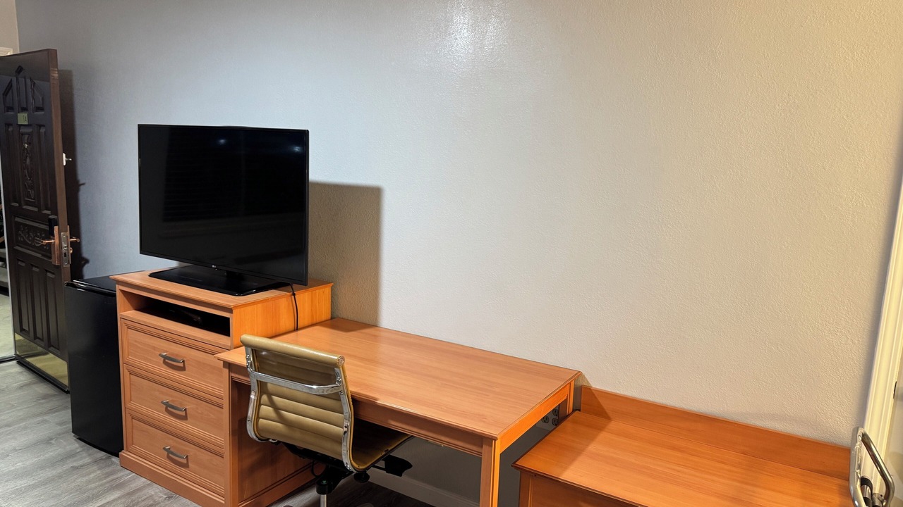 Photo of Bedroom in Merced