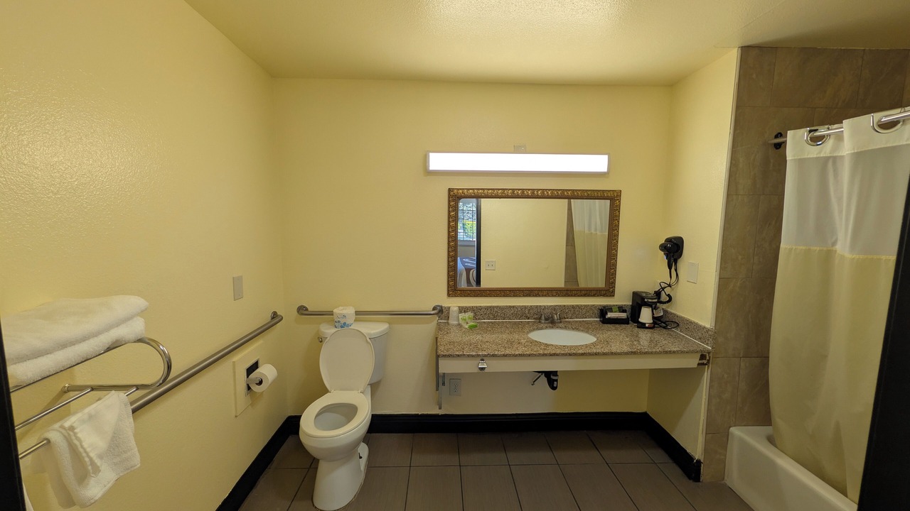 Photo of Bathroom in Central Sacramento