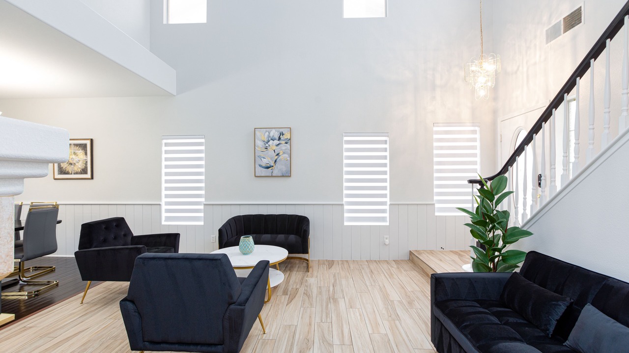 Photo of Livingroom in Silverado Ranch