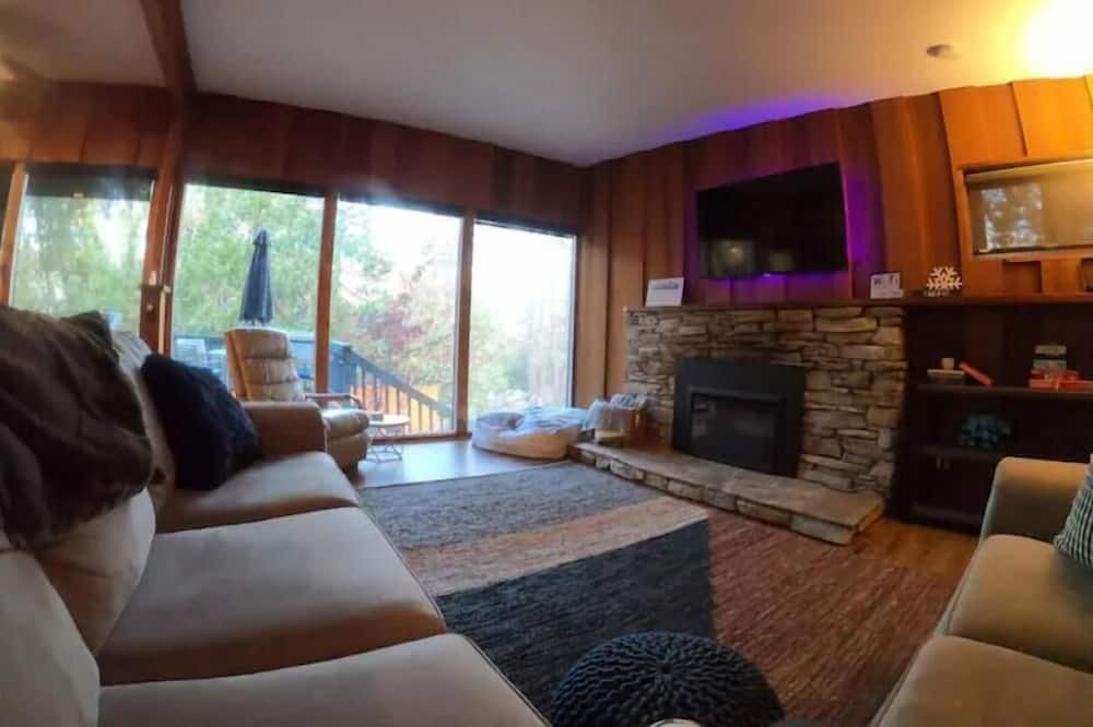 Photo of Livingroom in Wishon