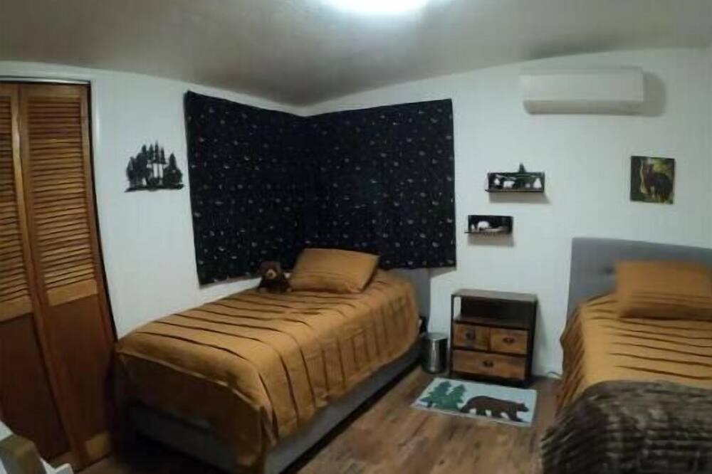 Photo of Bedroom in Wishon