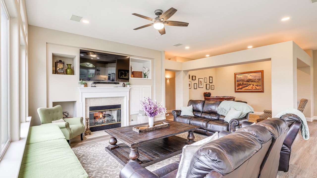 Photo of Livingroom in Byron