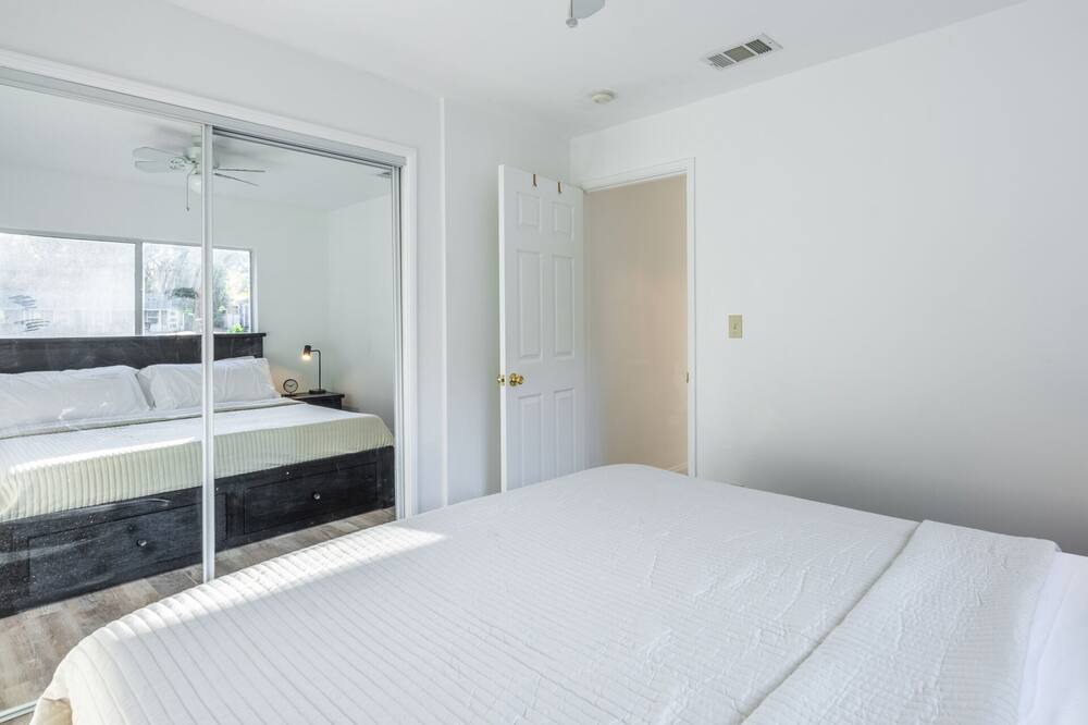 Photo of Bedroom in West Bishop