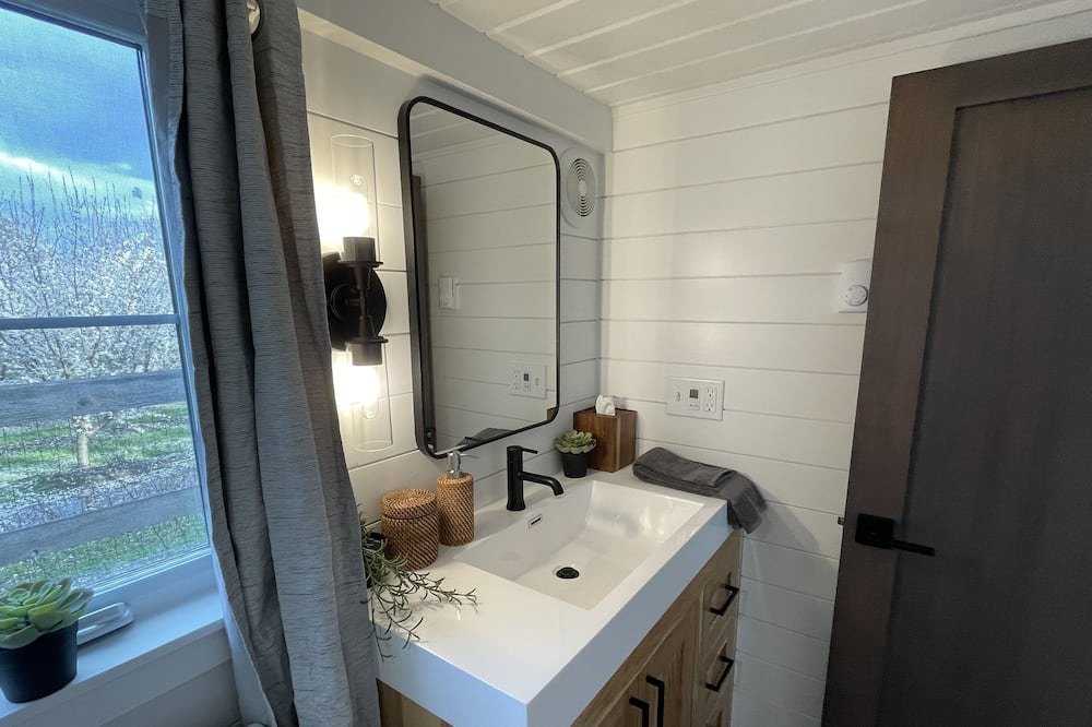 Photo of Bathroom in Modesto