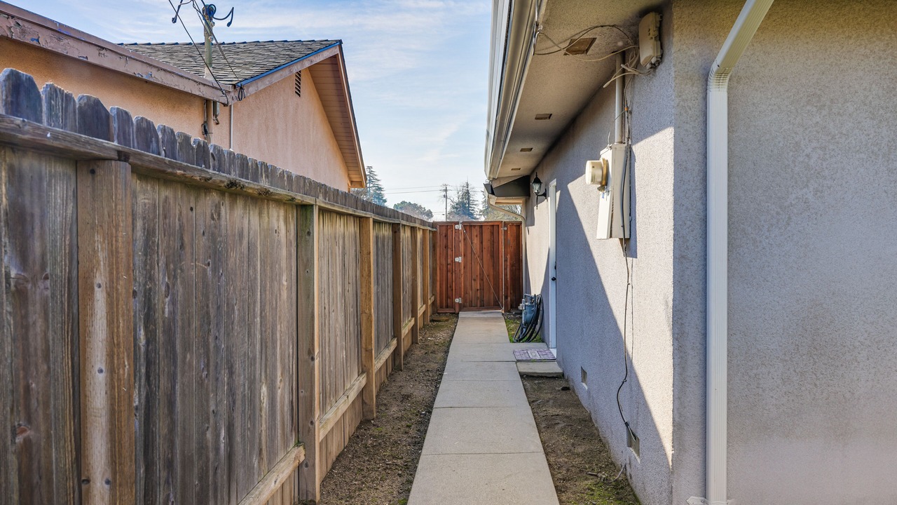 Photo of Outdoor in Oakdale