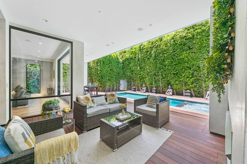 Photo of Outdoor in Melrose