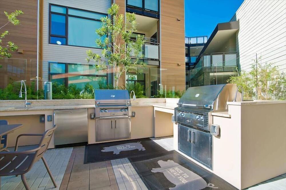 Photo of Outdoor in Shoreline West