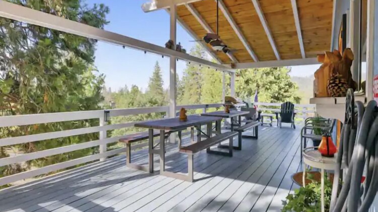 Photo of Patio Balcony in Bass Lake