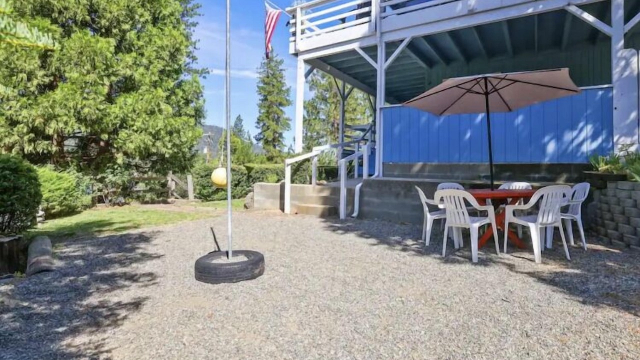 Photo of Outdoor in Bass Lake