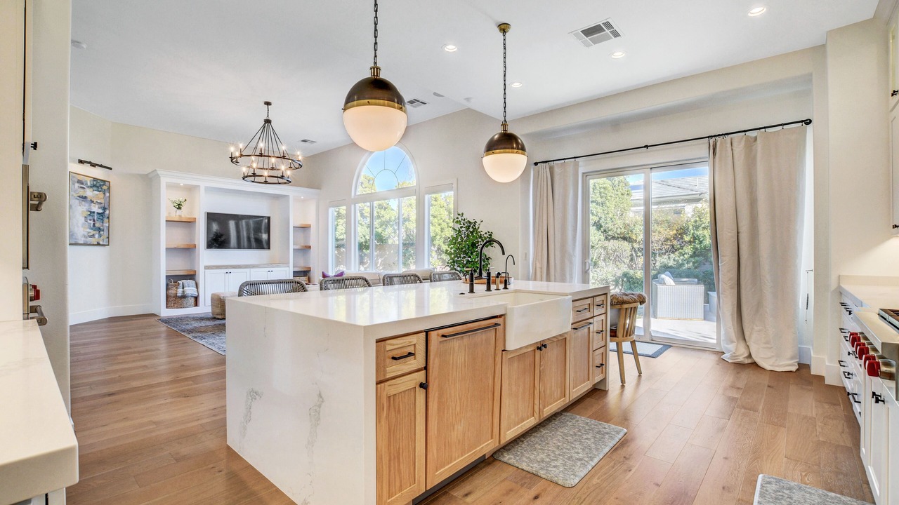 Photo of Kitchen in Queensridge