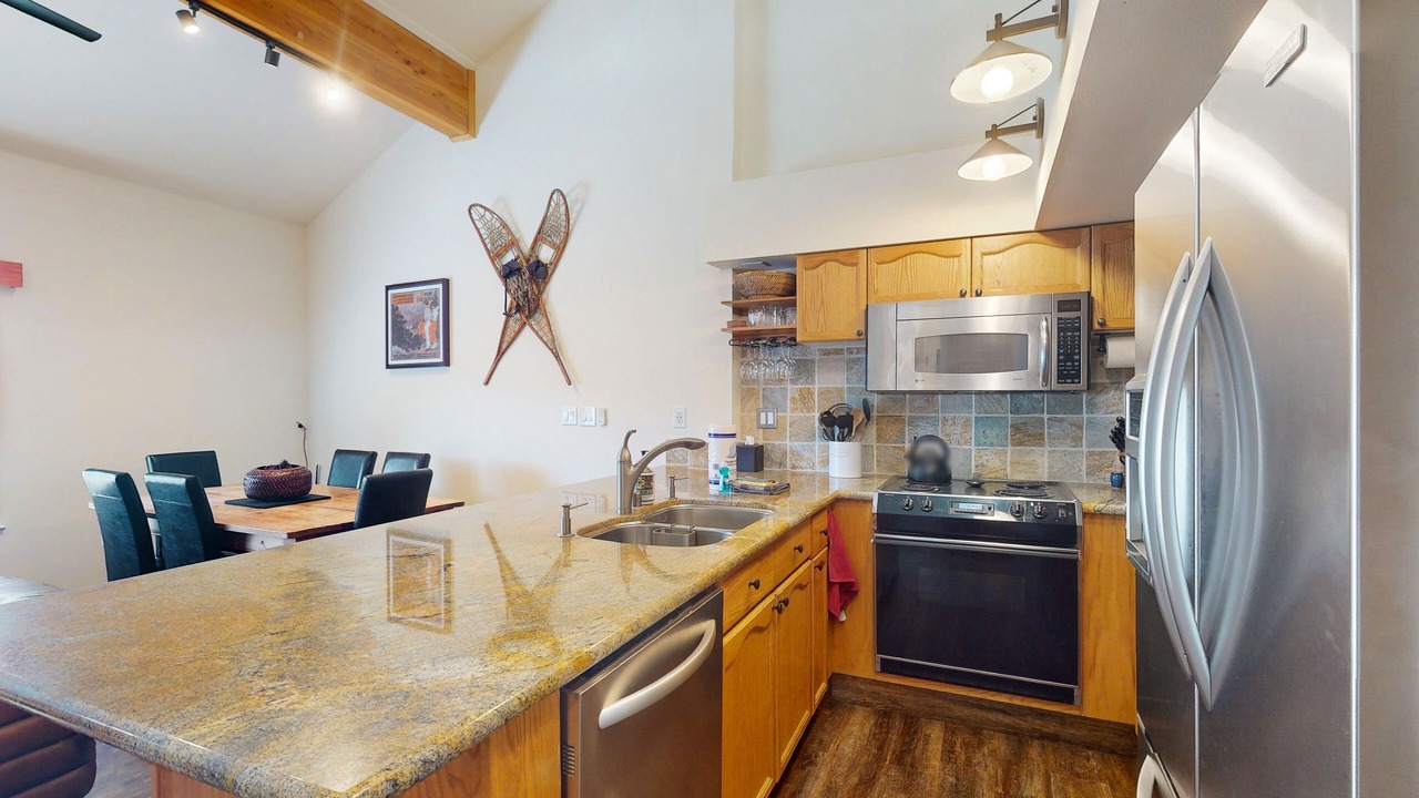 Photo of Kitchen in Lakeshore