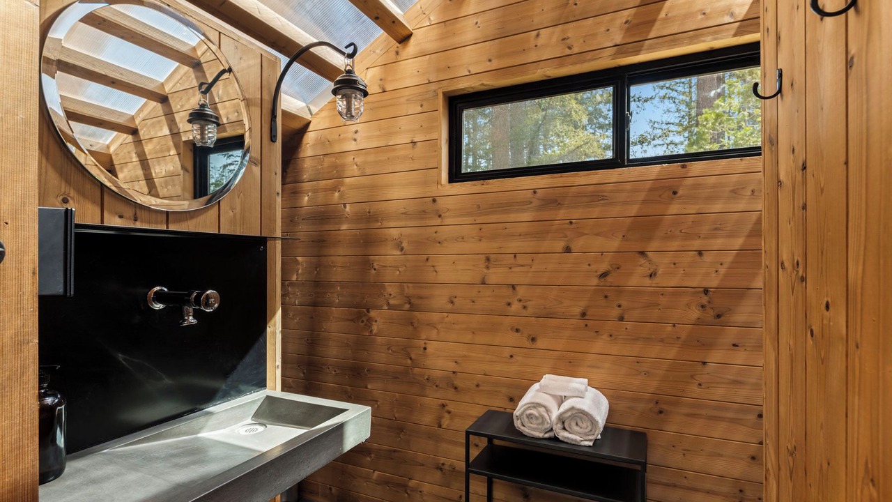Photo of Bathroom in Harden Flat