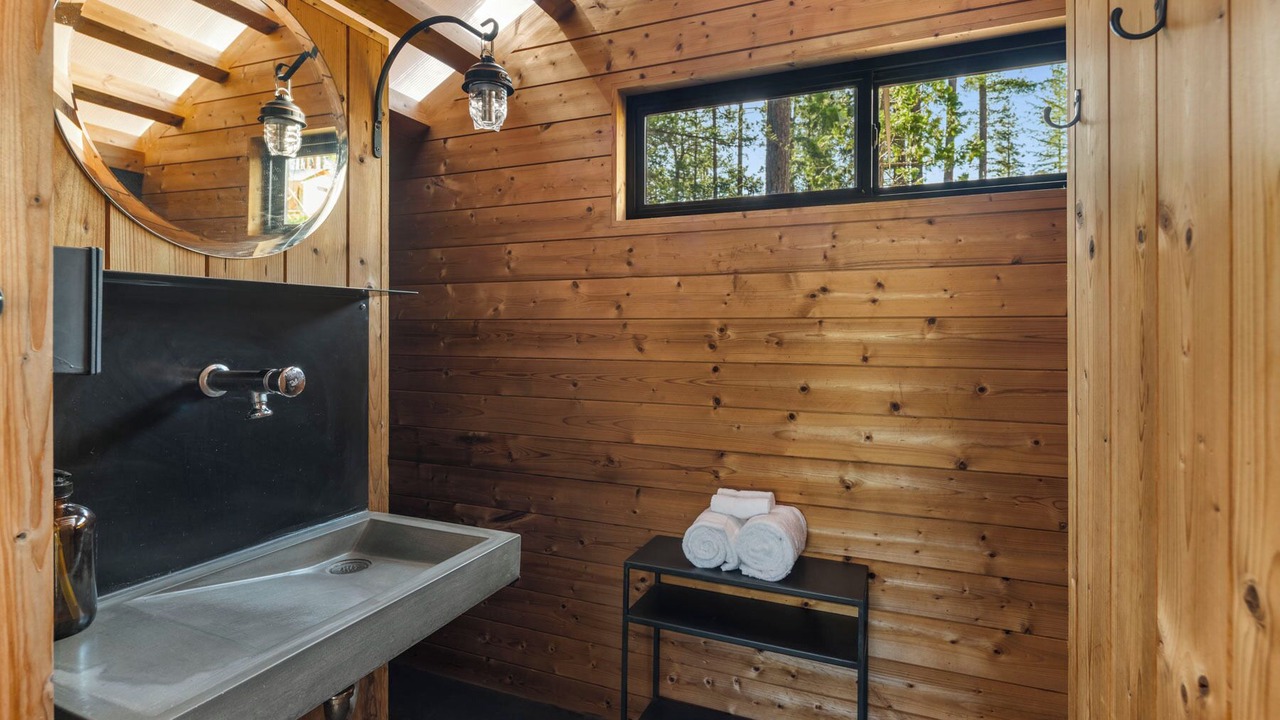 Photo of Bathroom in Harden Flat