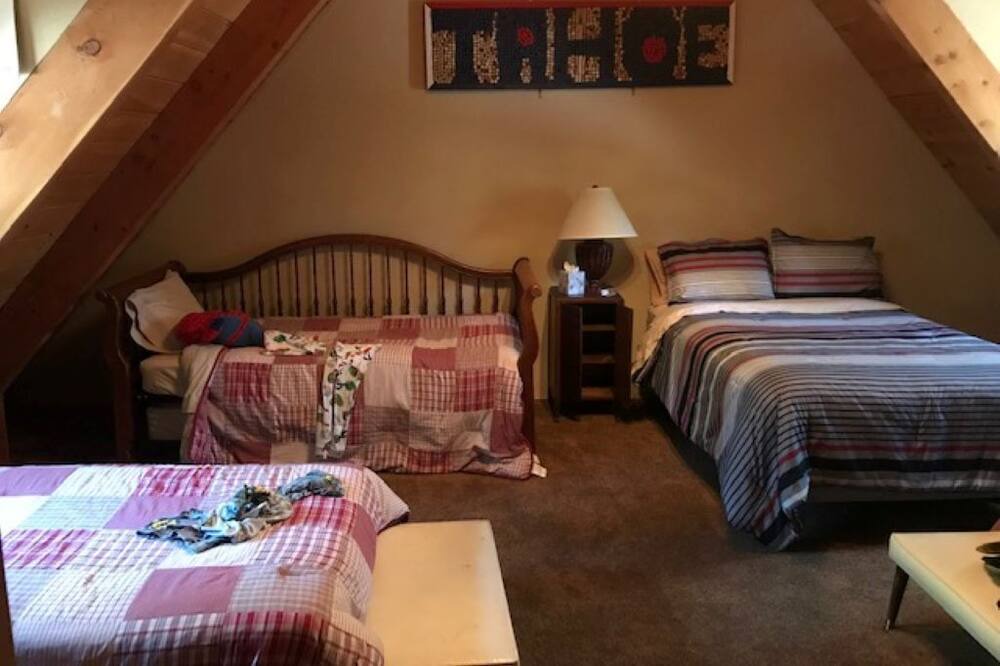 Photo of Bedroom in Chamberlands