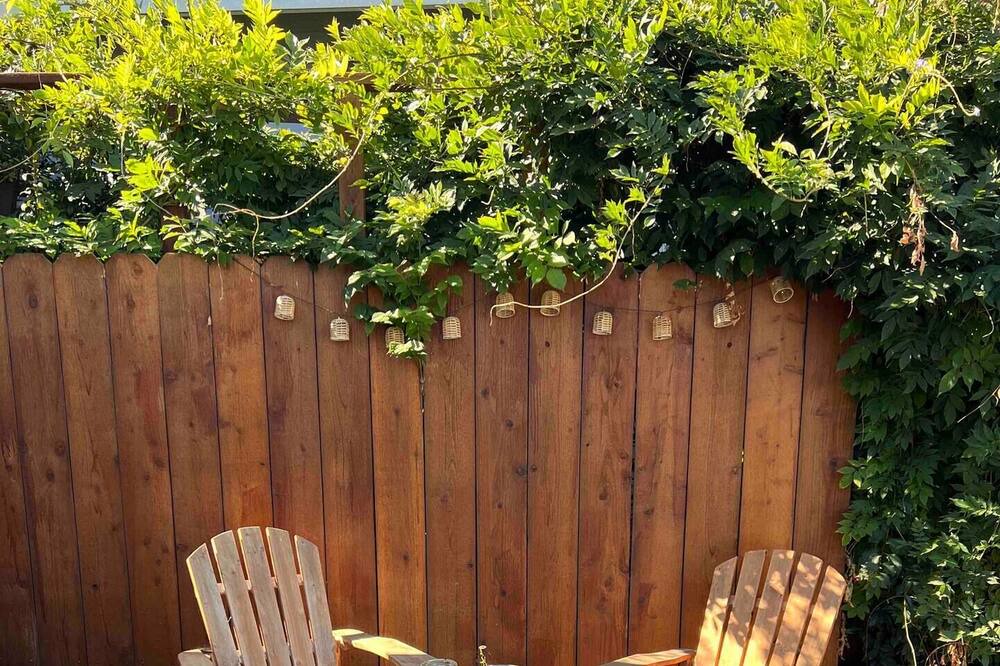 Photo of Patio Balcony in Old San Leandro