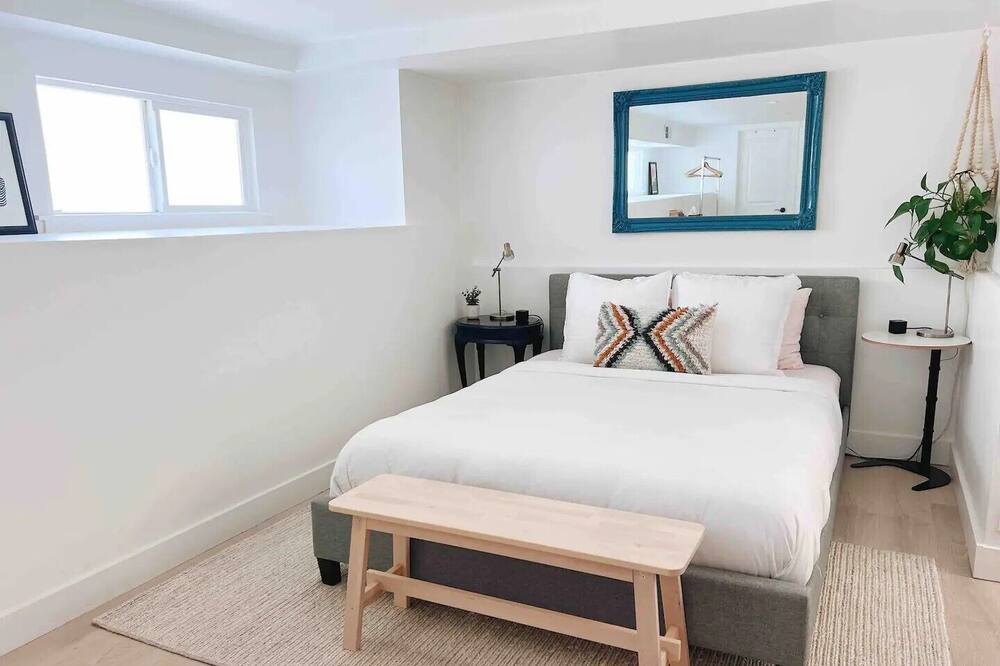 Photo of Bedroom in Old San Leandro