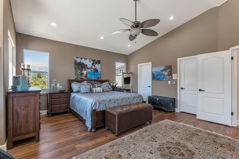 Photo of Bedroom in Almaden