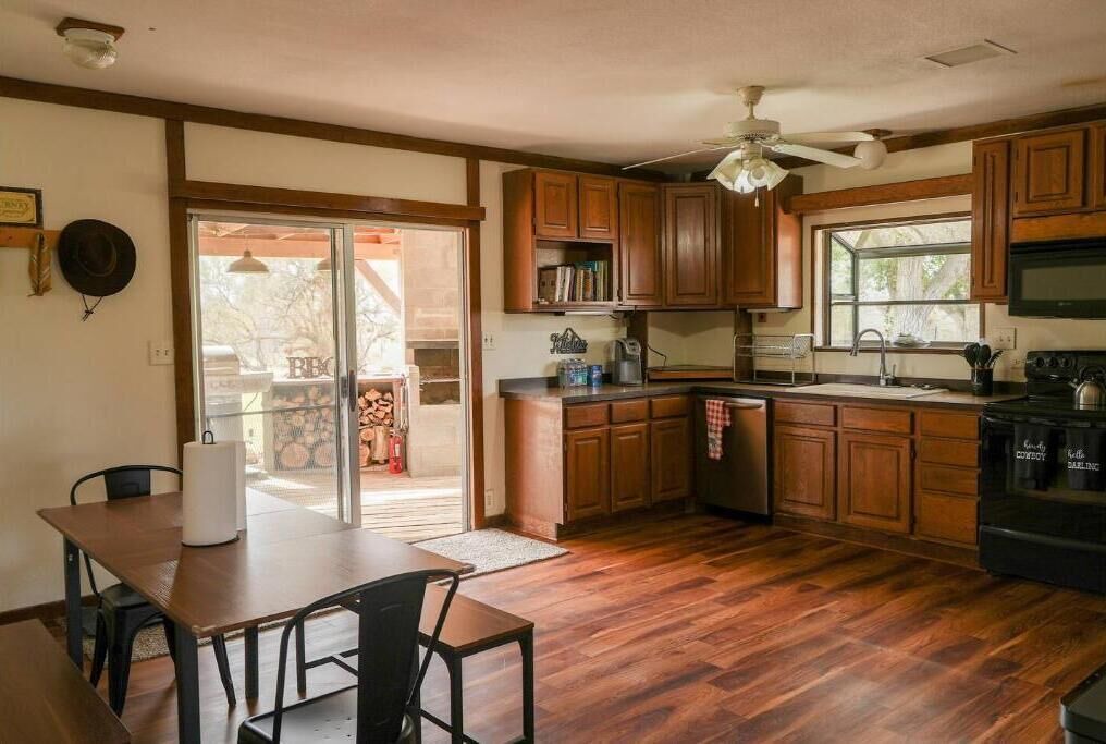 Photo of Kitchen in Crystal
