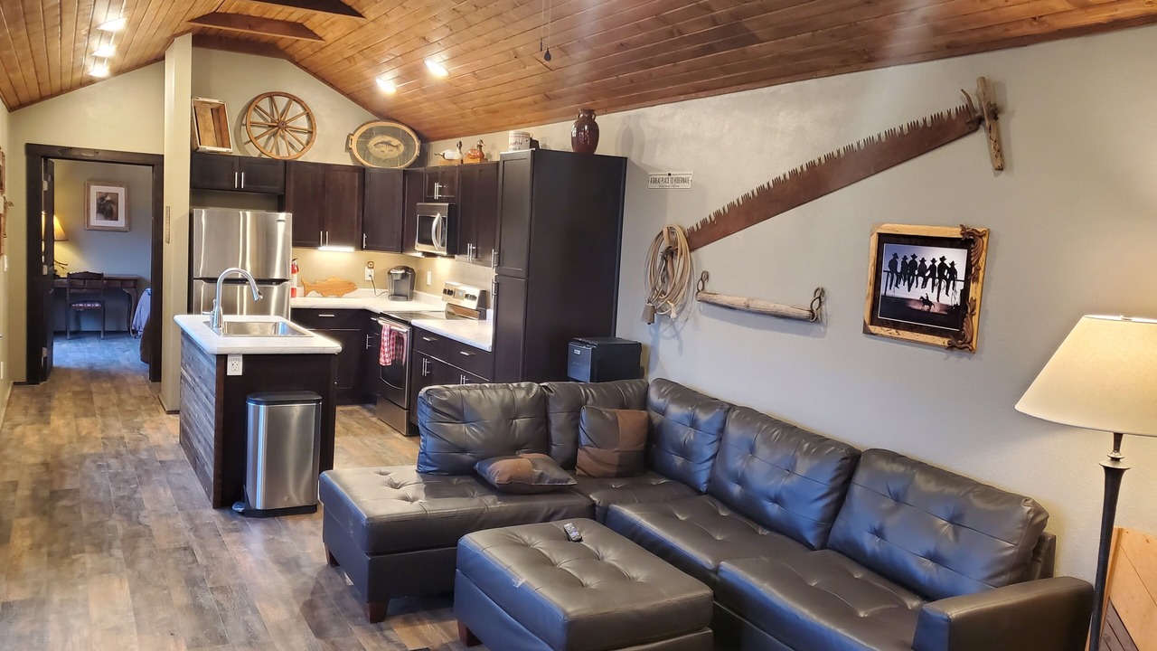 Photo of Livingroom in Douglas City
